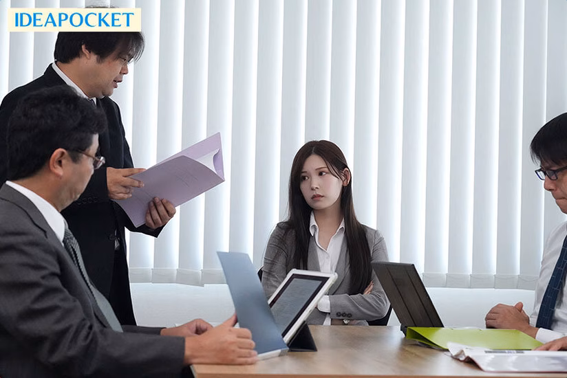 おっさん部下のクンニがドストライク!! 万年平社員オジサンの俺が会社に内緒で女性用風俗開業!120分ロングコースで会社の女上司と鉢合わせ… 「お願いだからもう挿れて…」と延長懇願するまで舐め堕としてついでに中出ししまくってやった…! 明里つむぎ No1 tbo-sirotoksk.com